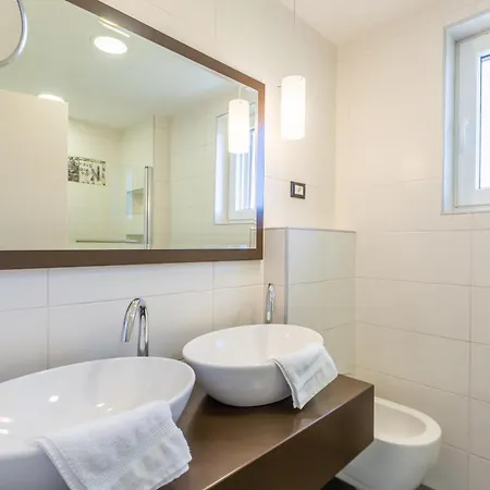 Alba Rossa Near Pula For 6 People With Private 50 M2 Pool Only 1 Km From The