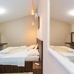 Alba Rossa Near Pula For 6 People With Private 50 M2 Pool Only 1 Km From The * Šišan